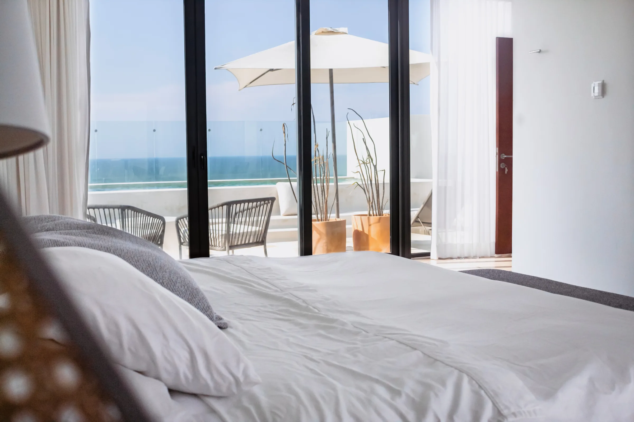 Departamento con Alberca Privada Frente al Mar - 7