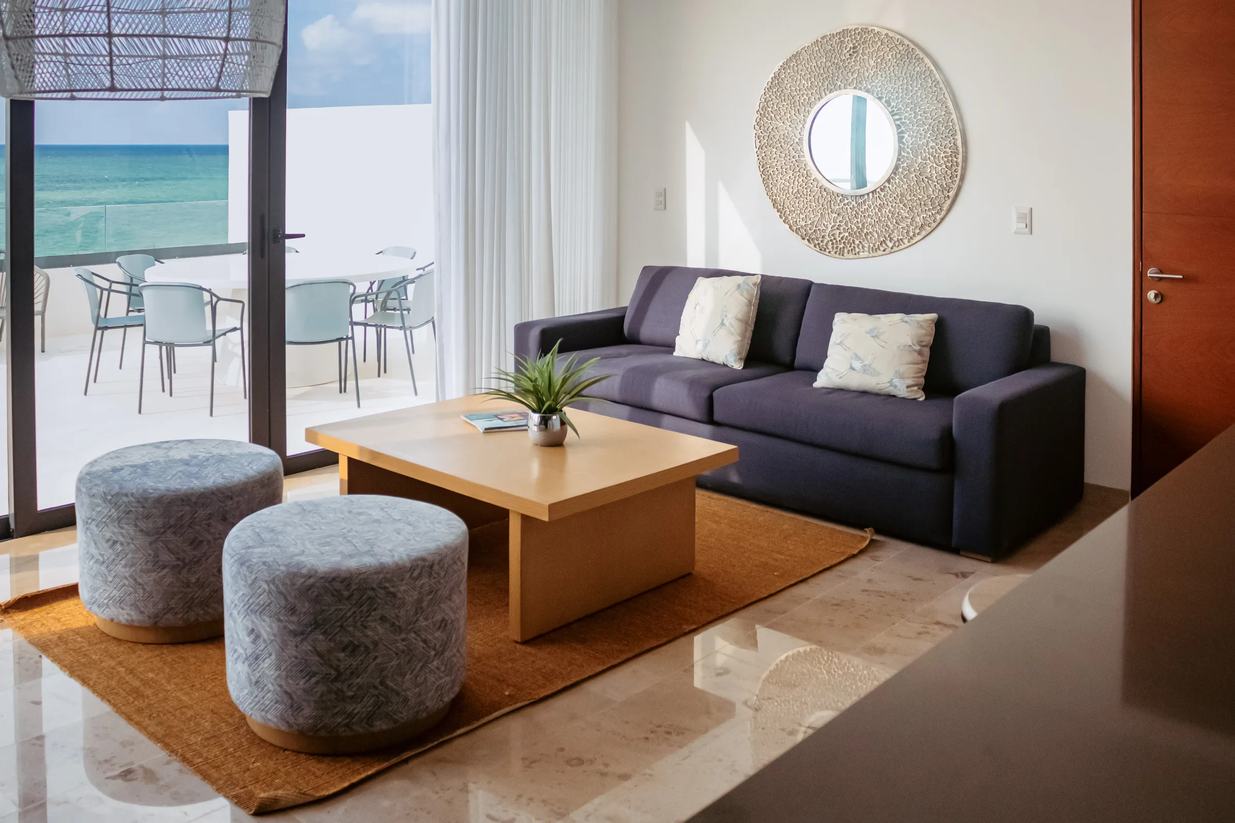 Departamento con Alberca Privada Frente al Mar - 10