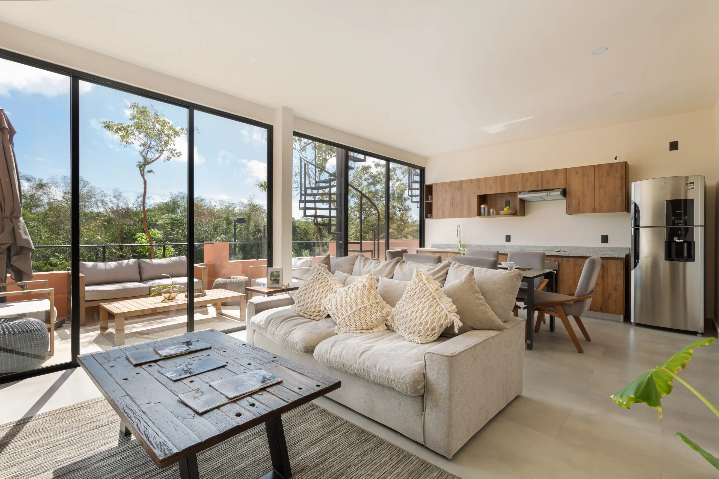 Two-bedroom apartment with private rooftop terrace - 1