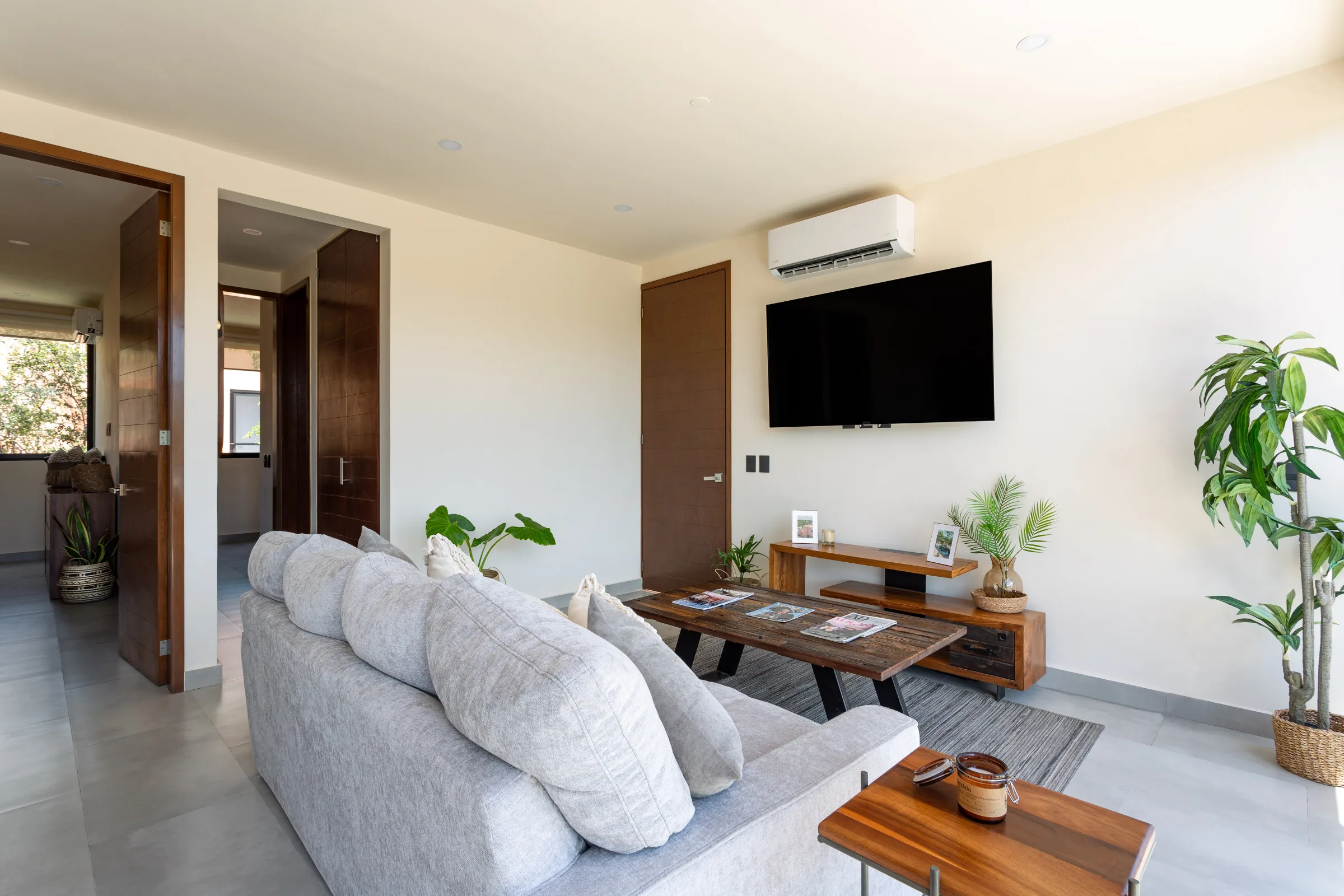 Two-bedroom apartment with private rooftop terrace - 2