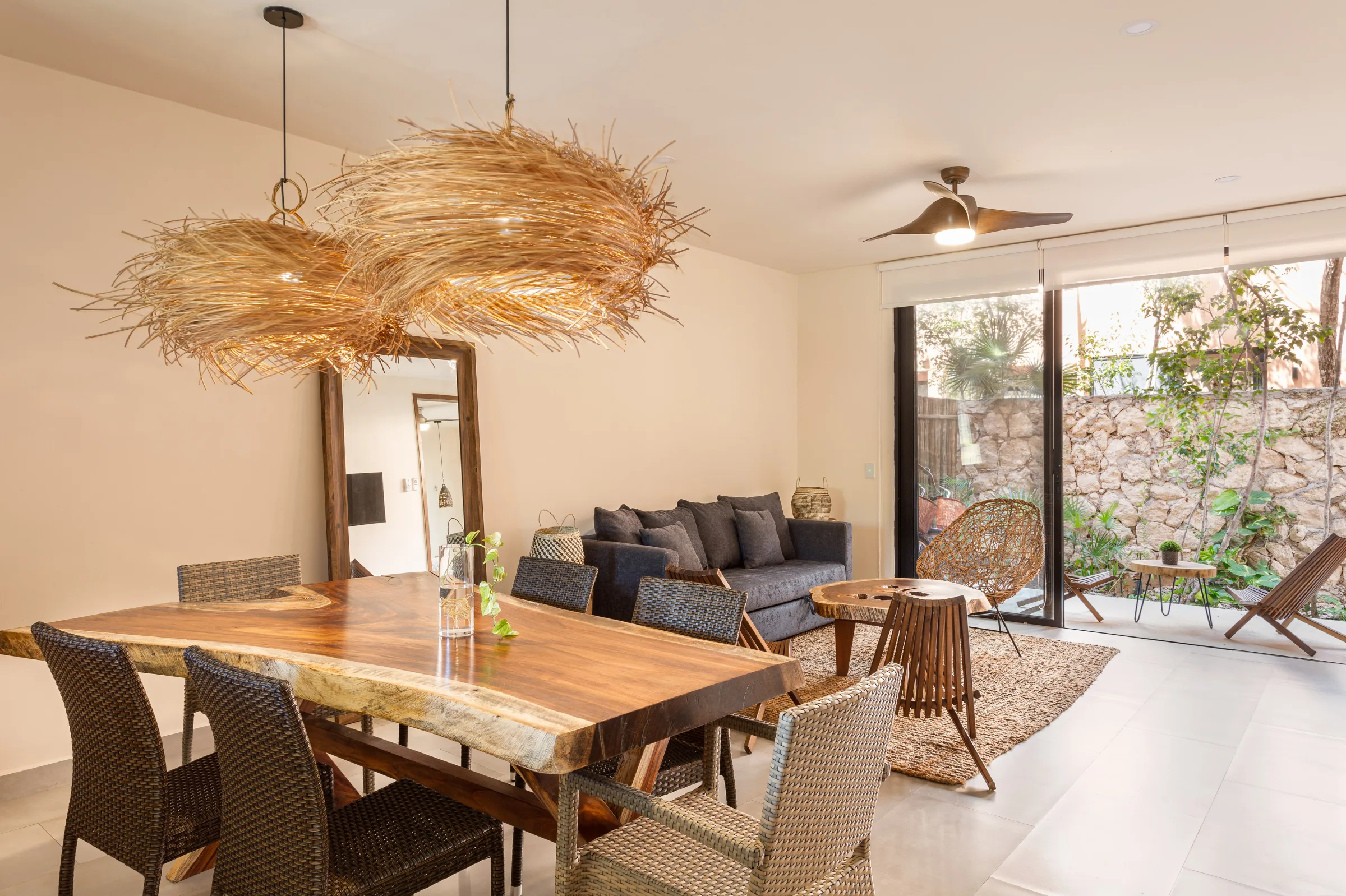 Two bedrooms on the ground floor with private garden - 6